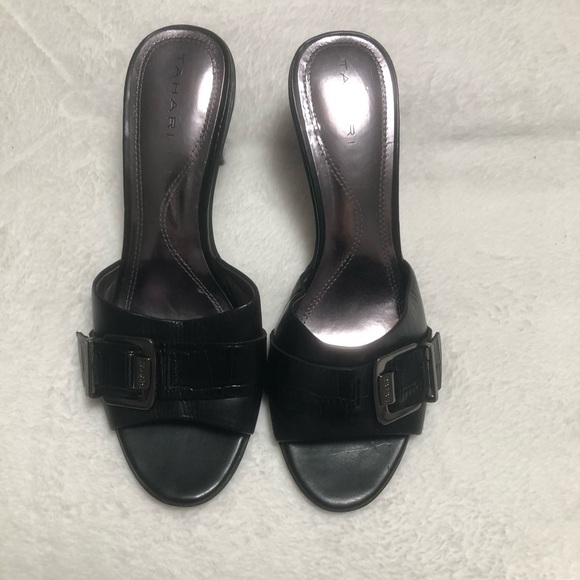 Shoes - Picture 2 of 8